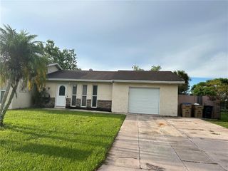339 LA PAZ DRIVE, Kissimmee, FL 34743