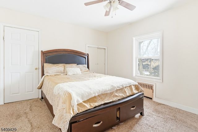 49 Lyons Ave, Newark City, NJ 07112