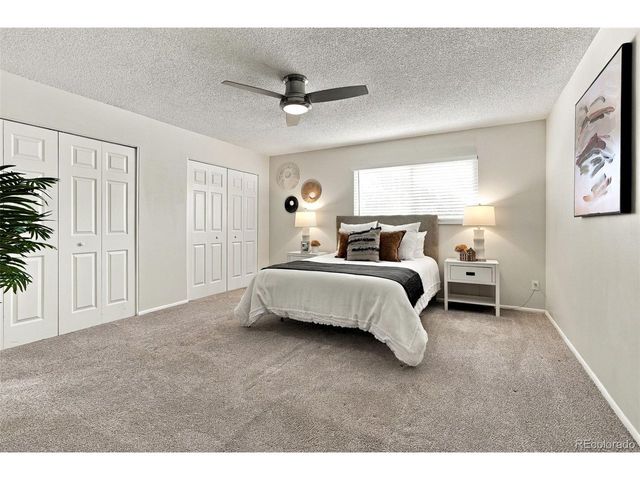 525 S Xenon Ct, Lakewood, CO 80228