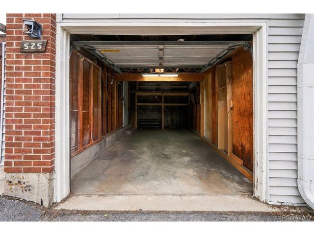 525 S Xenon Ct, Lakewood, CO 80228