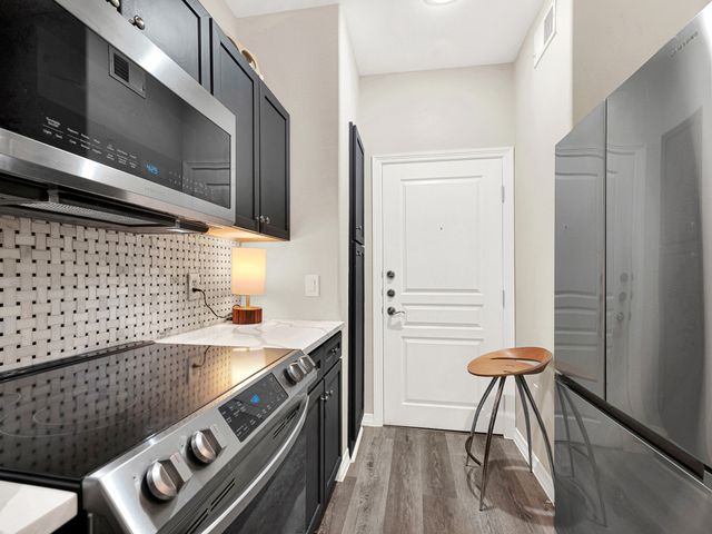 330 Las Colinas Boulevard E 228, Irving, TX 75039