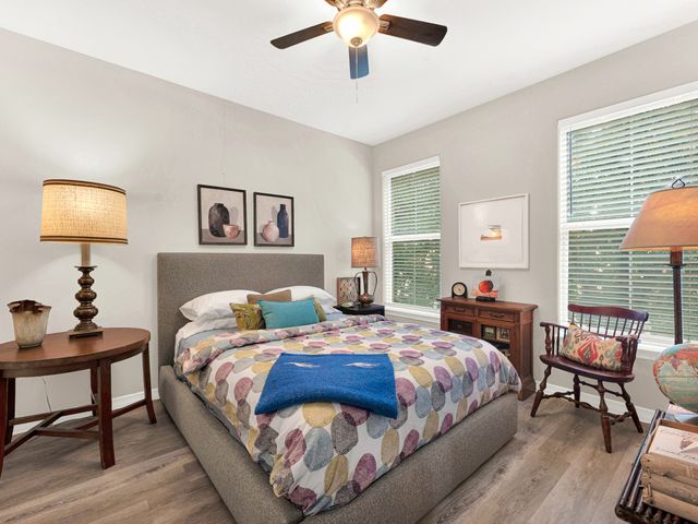 330 Las Colinas Boulevard E 228, Irving, TX 75039