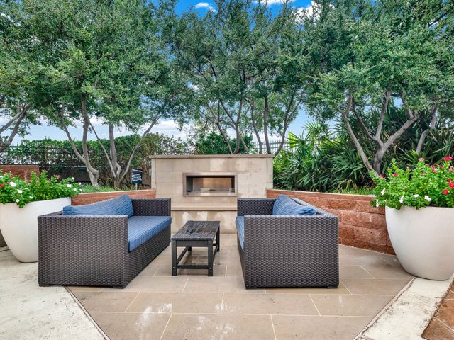 330 Las Colinas Boulevard E 228, Irving, TX 75039