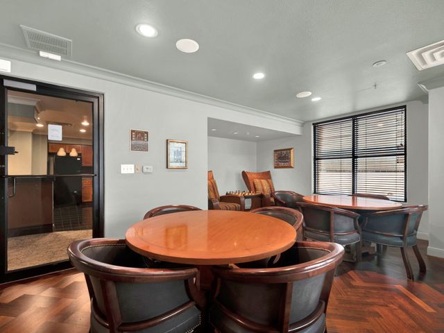 330 Las Colinas Boulevard E 228, Irving, TX 75039