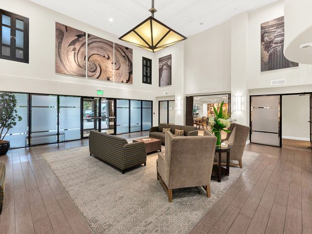 330 Las Colinas Boulevard E 228, Irving, TX 75039