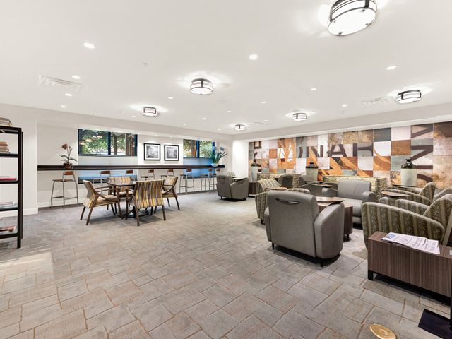 330 Las Colinas Boulevard E 228, Irving, TX 75039