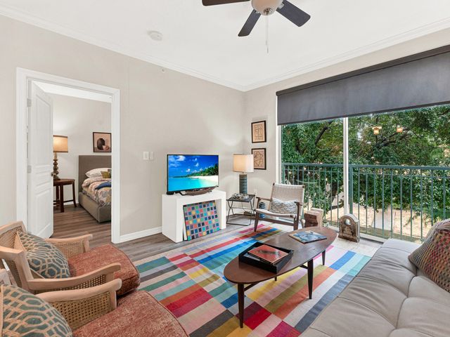 330 Las Colinas Boulevard E 228, Irving, TX 75039