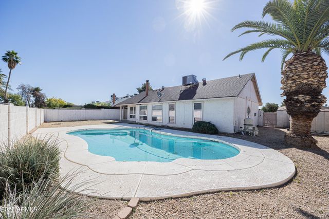 1308 W MARLBORO Drive, Chandler, AZ 85224