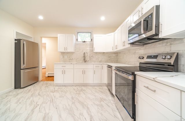 78 Warren Street, Stamford, CT 06902