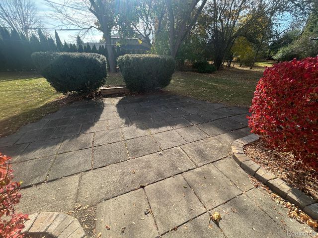 5659 KINGSMILL, Bloomfield Charter Township, MI 48301