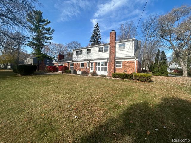 5659 KINGSMILL, Bloomfield Charter Township, MI 48301