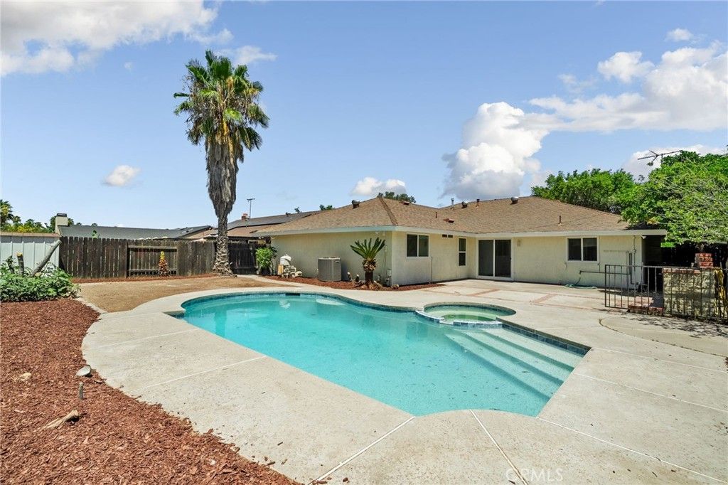 Image 3 of property listing at 24233 Millsap, Moreno Valley, CA 92553