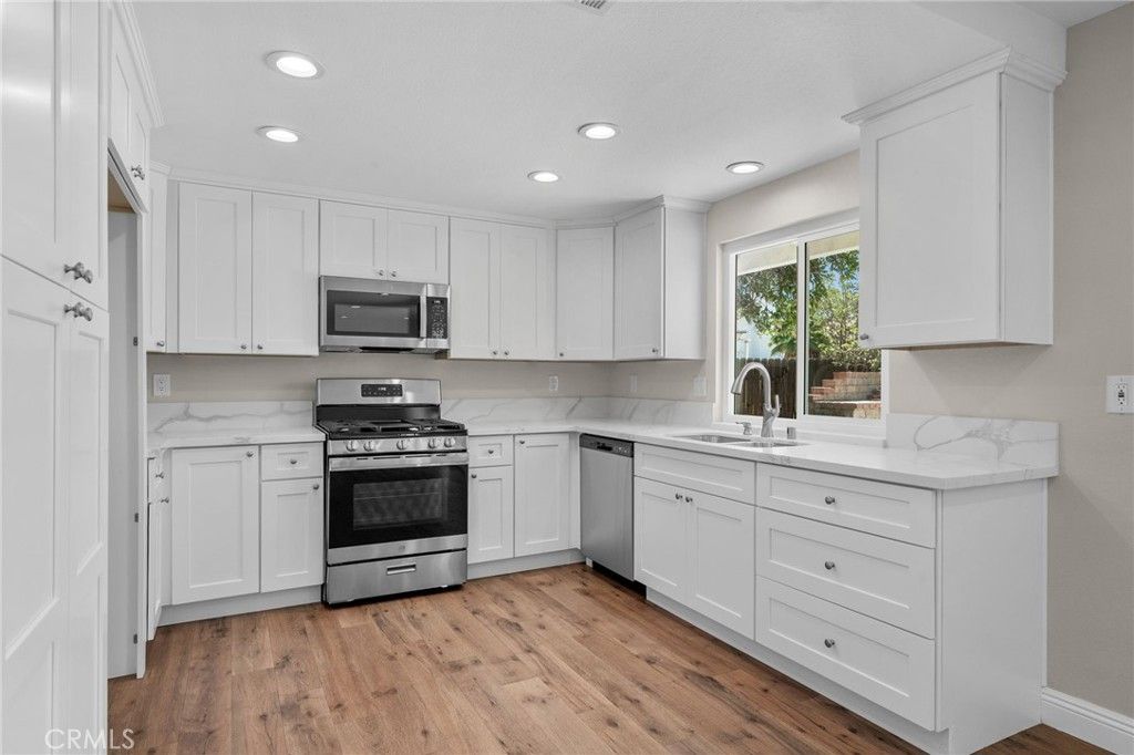 Image 6 of property listing at 24233 Millsap, Moreno Valley, CA 92553