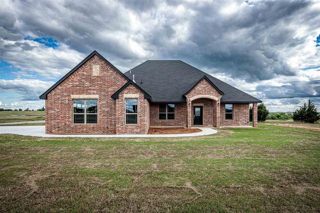 4185 Peak Lane, Elgin, OK 73538