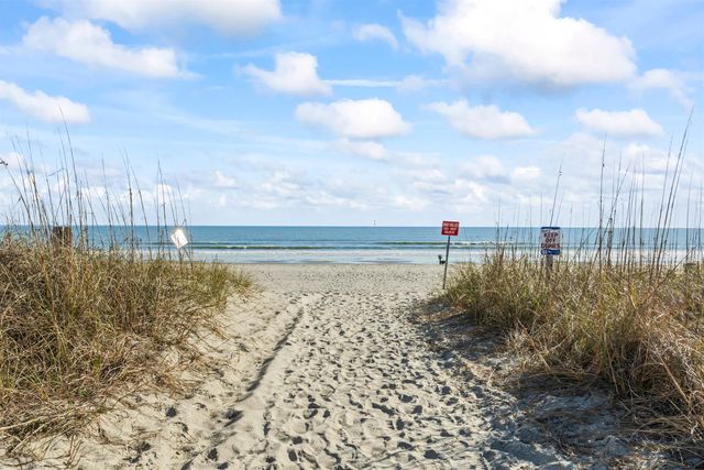 2512 Hillbourne Loop, North Myrtle Beach, SC 29582