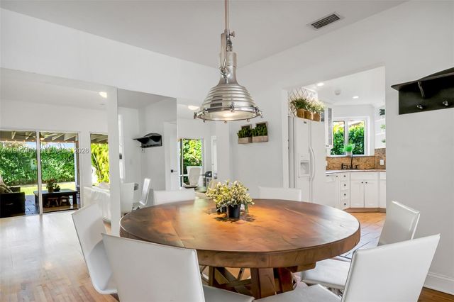 540 SW 27th Rd 0, Miami, FL 33129