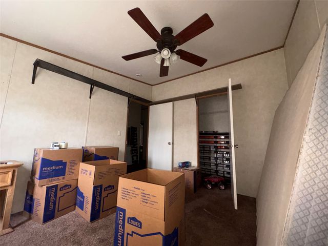 100 LIVE OAK Drive, Sanctuary, TX 76020