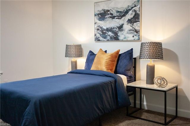 15661 Warwick Blvd Unit J, Newport News, VA 23608