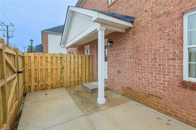 15661 Warwick Blvd Unit J, Newport News, VA 23608