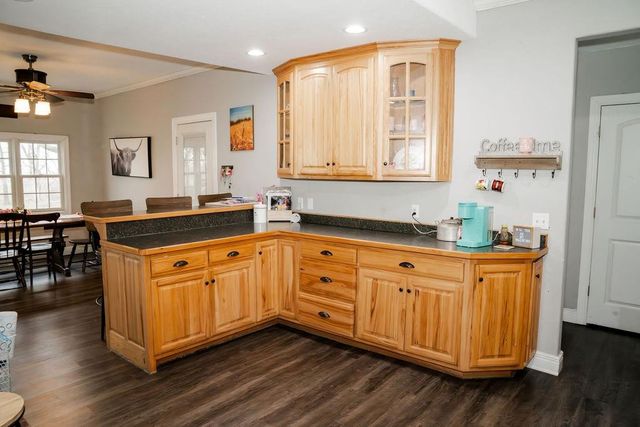 17850 10th Road, Parsons, KS 67357