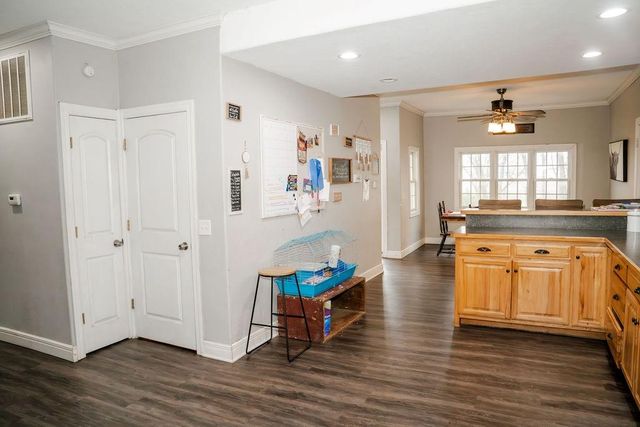 17850 10th Road, Parsons, KS 67357