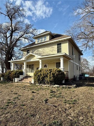 17850 10th Road, Parsons, KS 67357