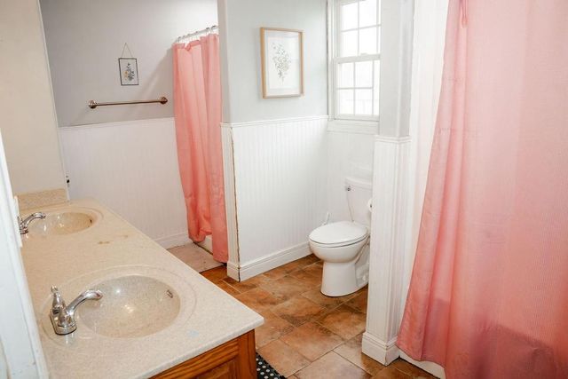 17850 10th Road, Parsons, KS 67357