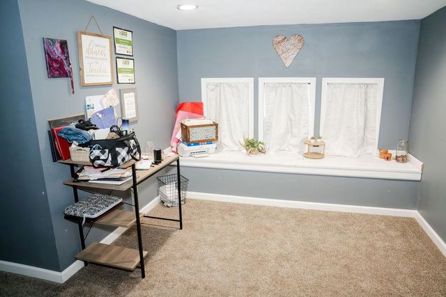 17850 10th Road, Parsons, KS 67357