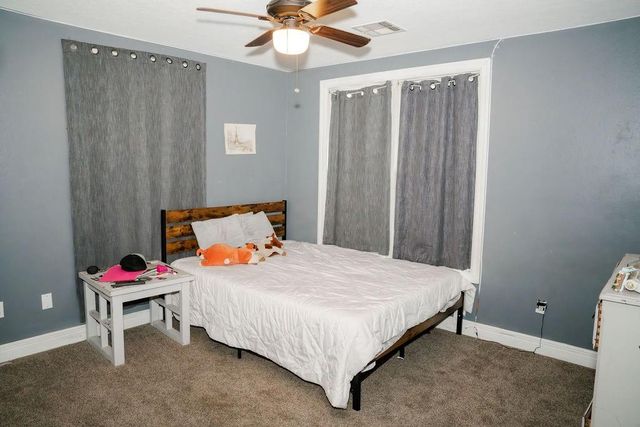 17850 10th Road, Parsons, KS 67357