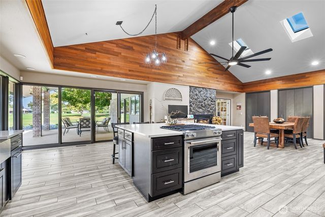 828 S Skylark Way, Othello, WA 99344