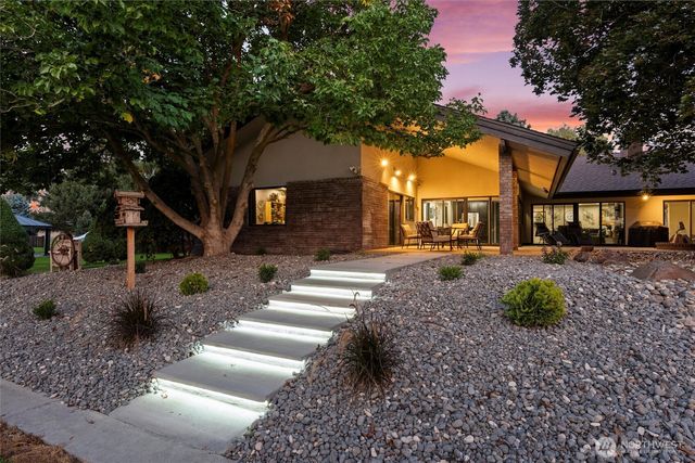 828 S Skylark Way, Othello, WA 99344