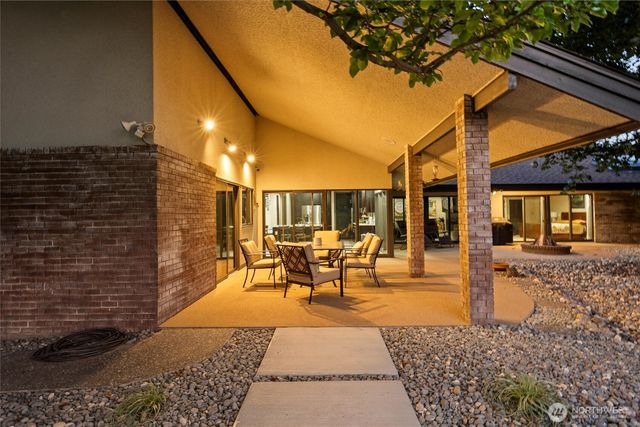 828 S Skylark Way, Othello, WA 99344