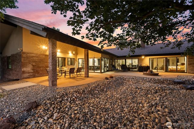 828 S Skylark Way, Othello, WA 99344