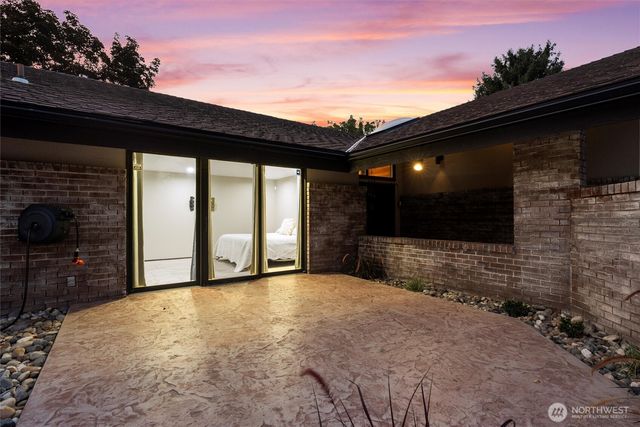 828 S Skylark Way, Othello, WA 99344