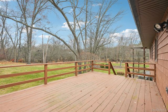 14 Old Minisink Trail, Goshen, NY 10924