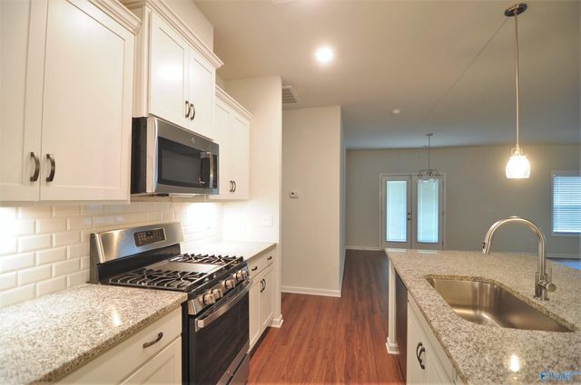 104 Grove Hill Circle, New Market, AL 35751