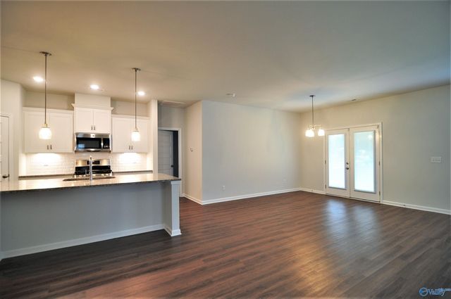 104 Grove Hill Circle, New Market, AL 35751