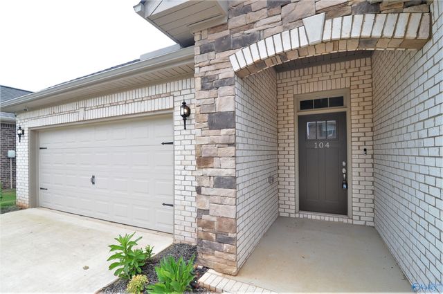 104 Grove Hill Circle, New Market, AL 35751