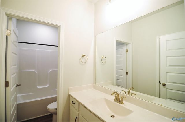 104 Grove Hill Circle, New Market, AL 35751