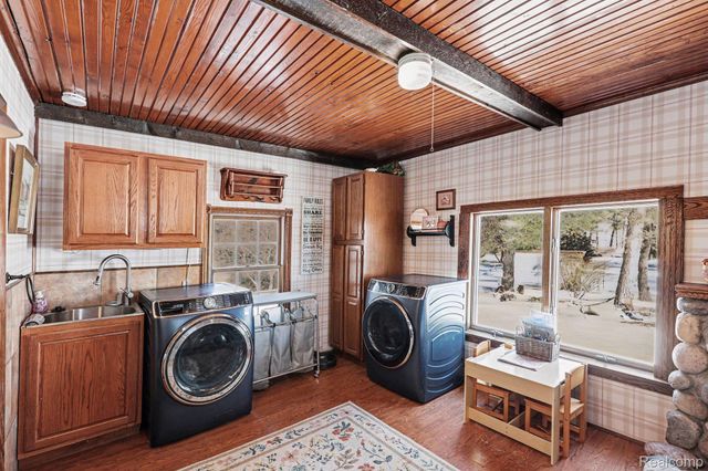 3639 Howland Road, Almont Township, MI 48003