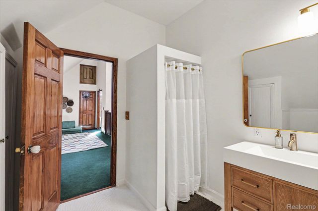 3639 Howland Road, Almont Township, MI 48003