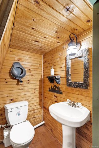 3639 Howland Road, Almont Township, MI 48003