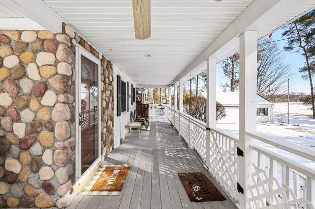 3639 Howland Road, Almont Township, MI 48003