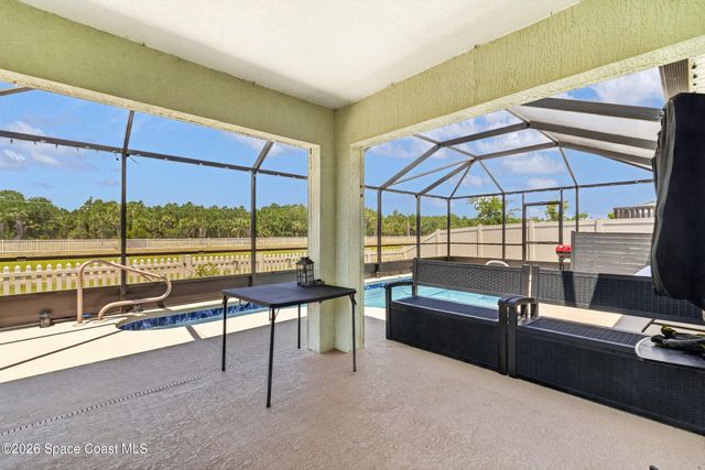 1975 Diablo Circle SW, Palm Bay, FL 32908