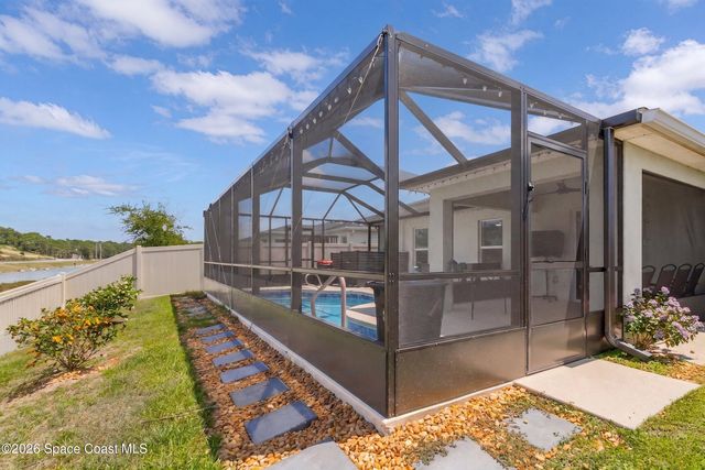 1975 Diablo Circle SW, Palm Bay, FL 32908