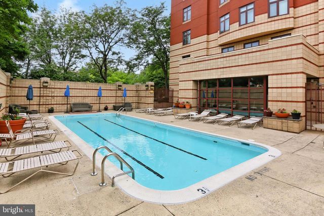 2400 Clarendon Blvd Apt 406, Arlington, VA 22201