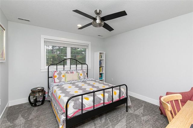 335 31st Street, Des Moines, IA 50312