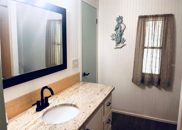 33 BOBCAT TRAIL, Wildwood, FL 34785
