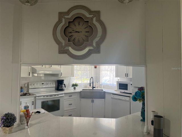 33 BOBCAT TRAIL, Wildwood, FL 34785