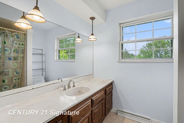 4554 Dogwood Lane, Saginaw, MI 48603